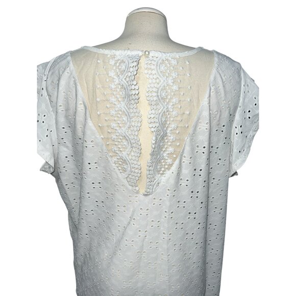BloomChic V Neck Eyelet Cutout Flutter Cap Sleeve Blouse Sz 18-20 (2XL) White - Picture 8 of 9